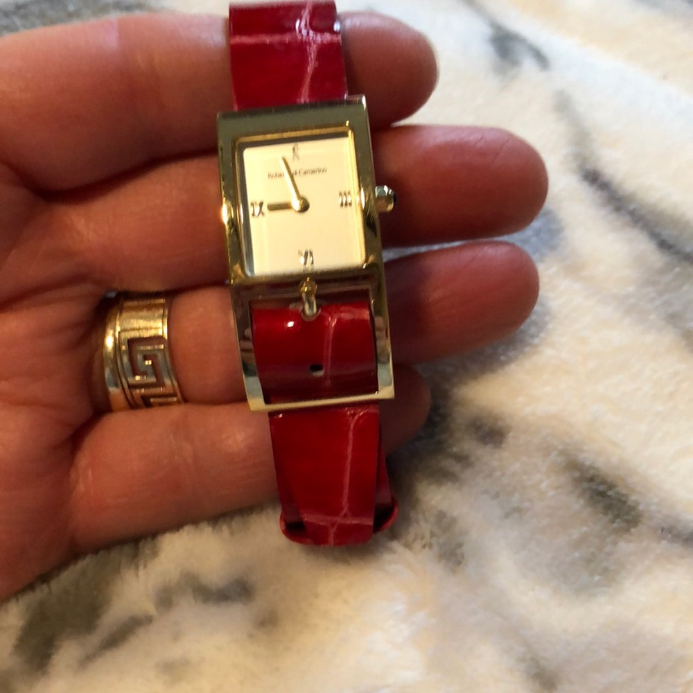 Roberta do Camerino Swiss watch